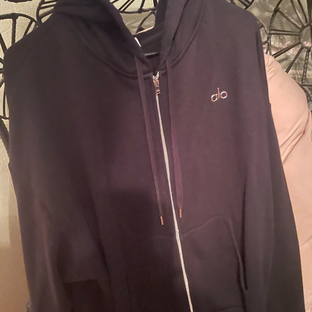 ALO Yoga Black Zip-Up Jacket - PRICE IS FIRM